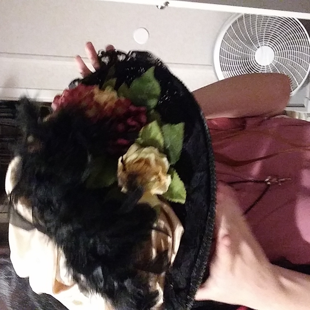 HAT - Picture 4 of 6